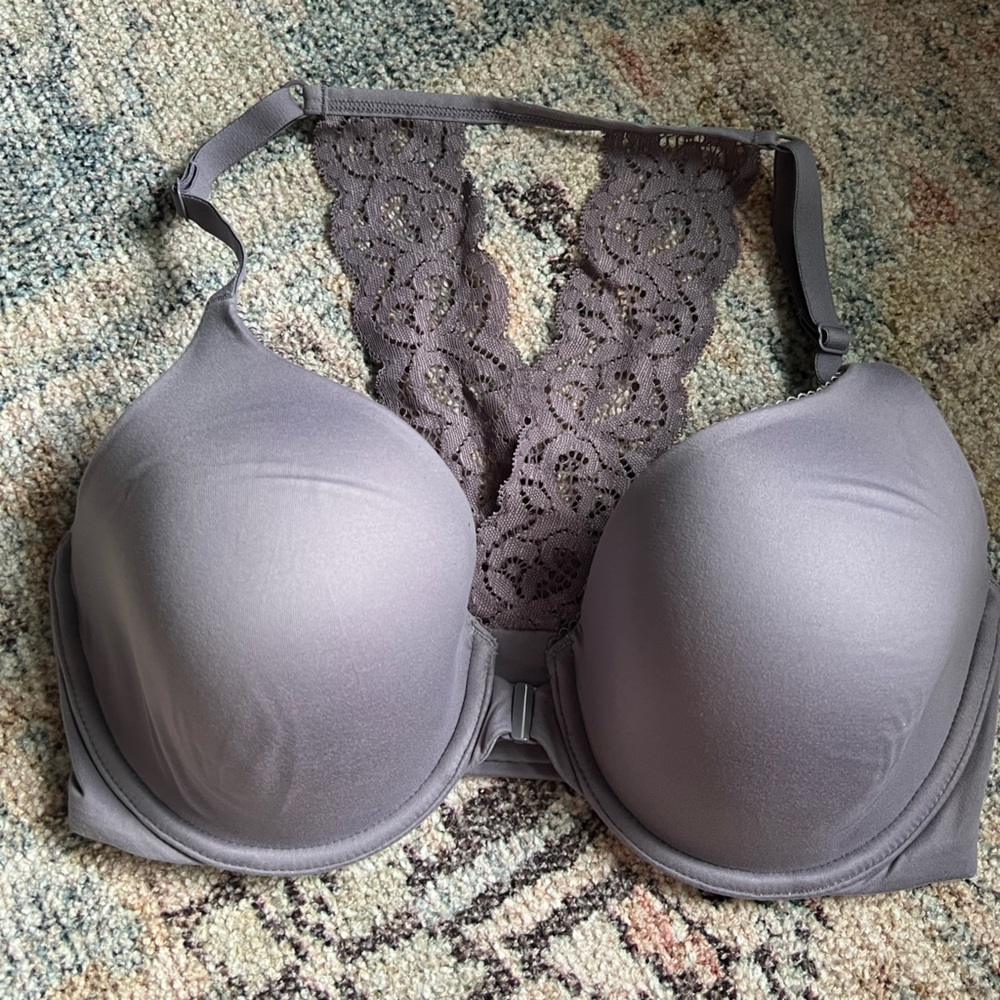 Victoria’s Secret Razorback Bra